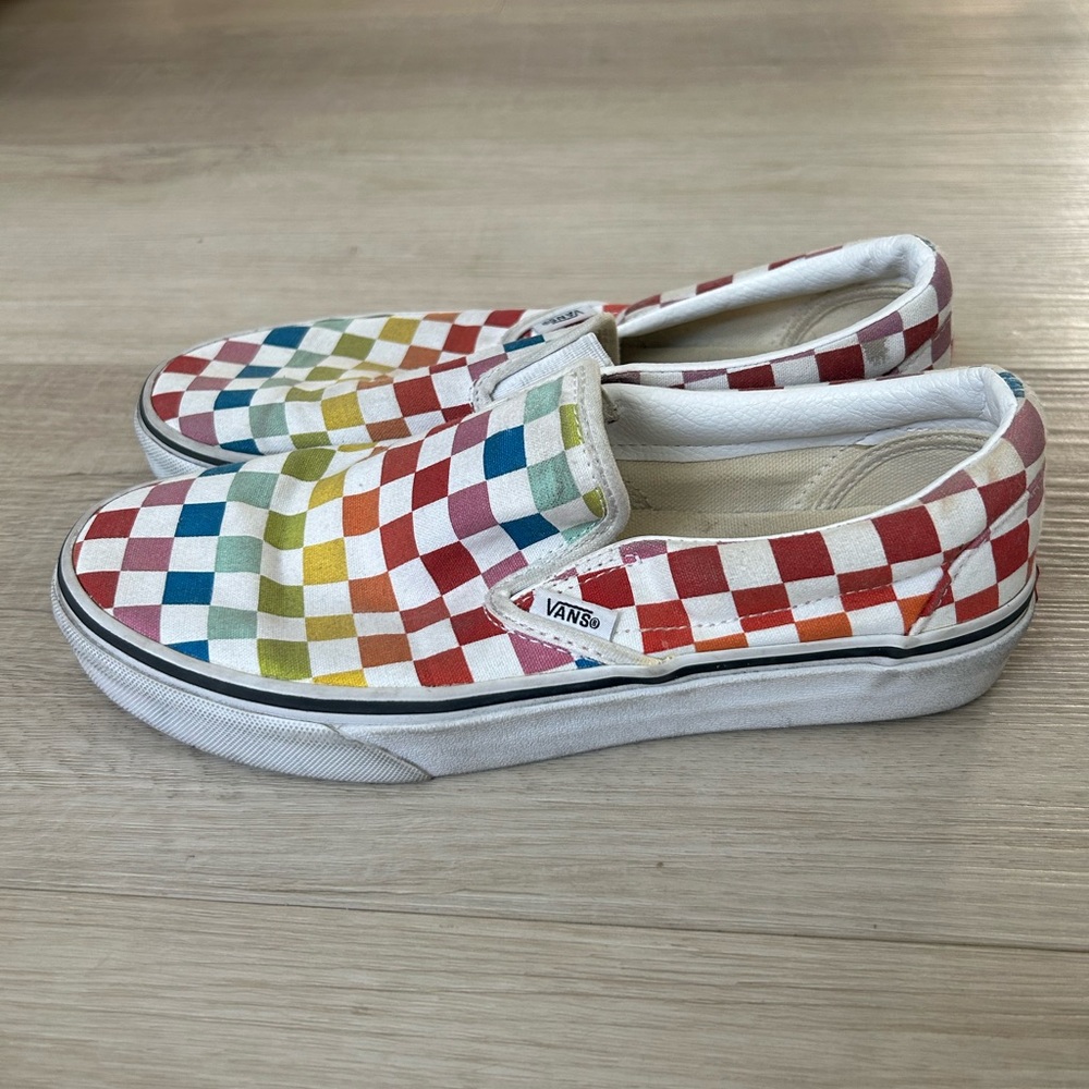 Checkered Rainbow Vans Unisex Women size 7.5/Men Size 6
